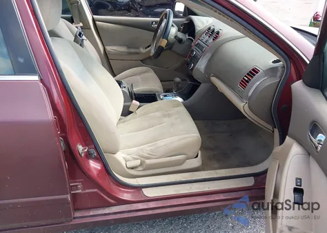 2010 Nissan Altima 2.5 S z USA, uszkodzony, nr VIN 1N4AL2AP1AN545234